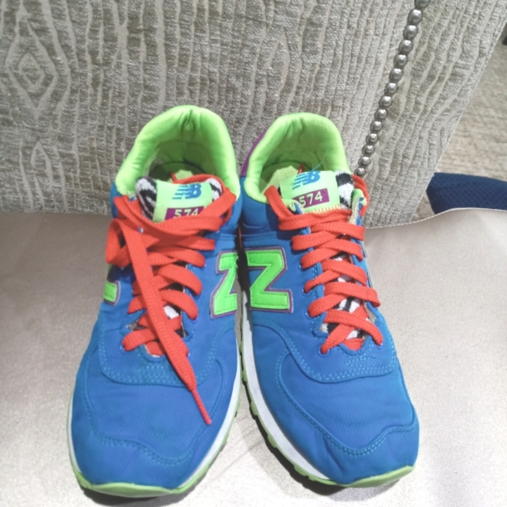 New Balance Safari Athletic Shoes